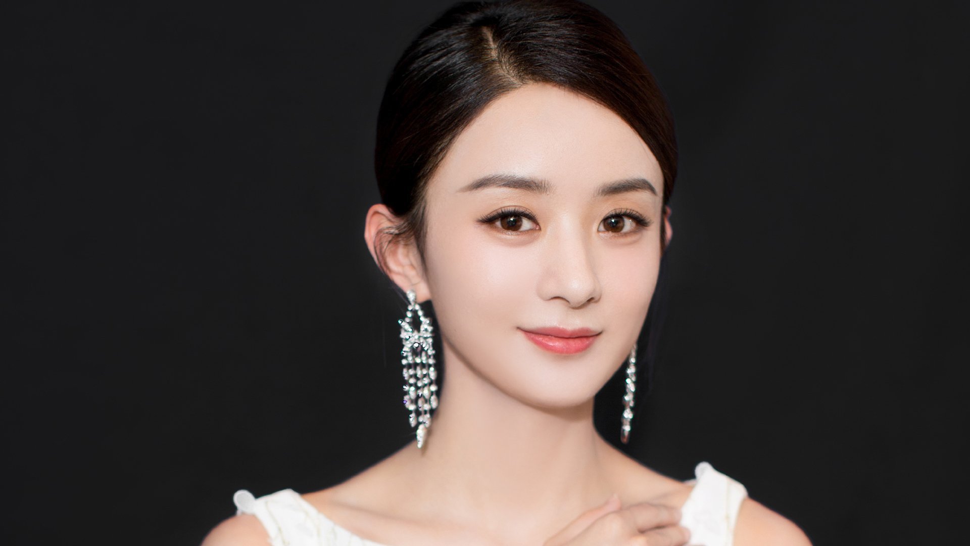 九游官网下载电脑版-西甲明星突破：过人、射门、救球精彩不断！，西甲 球星